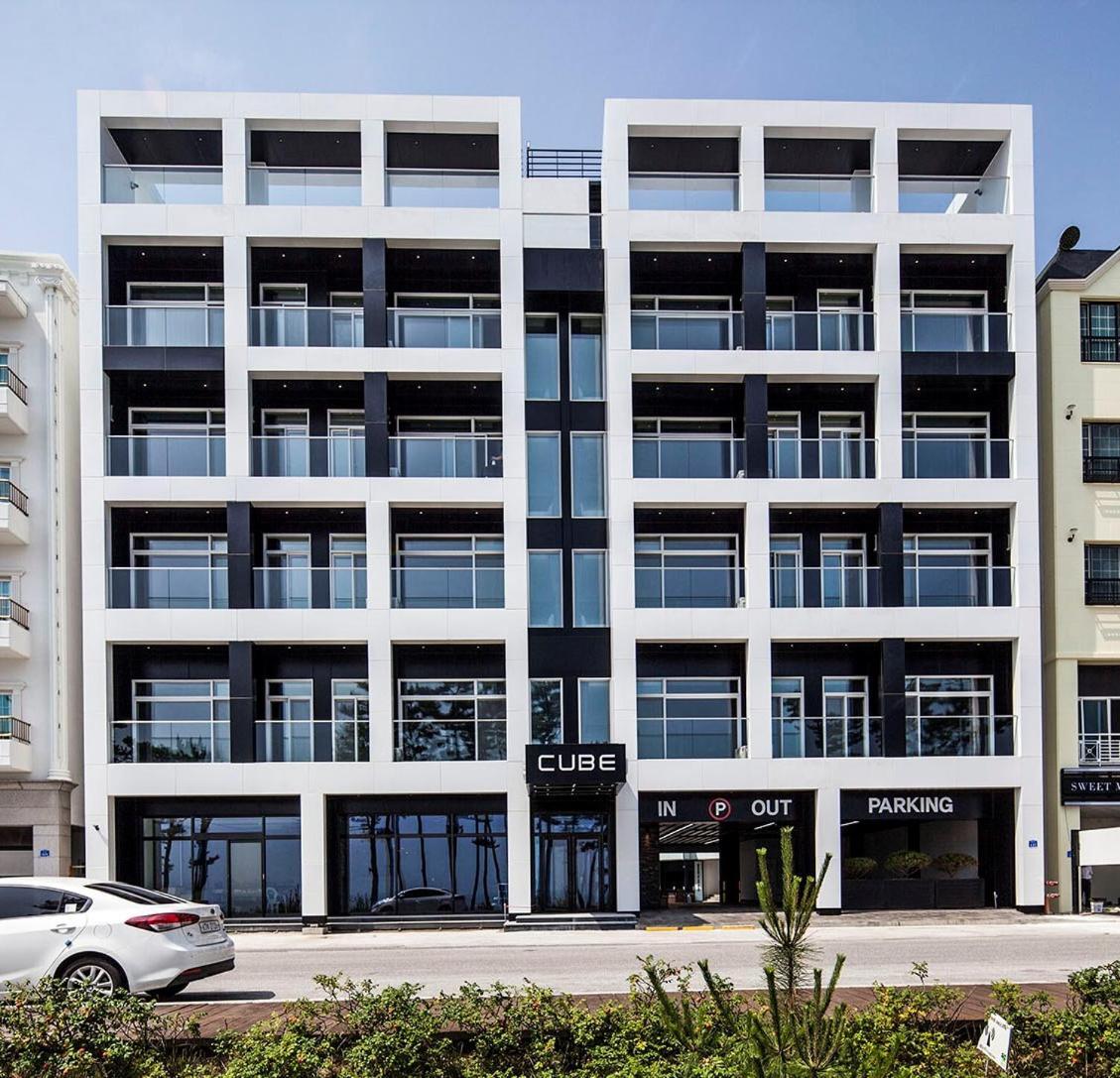Gangneung Gyeongpodae Hotel Cube Екстериор снимка